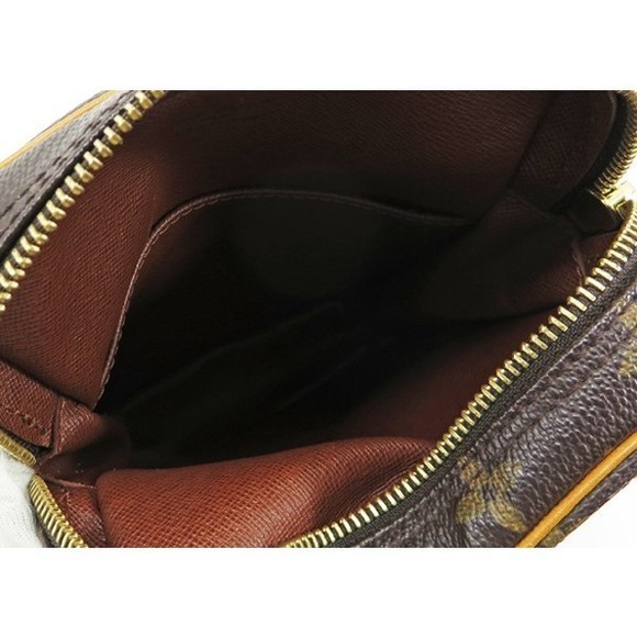 Louis Vuitton Danube Monogram Shoulder Bag - Picture 4 of 6